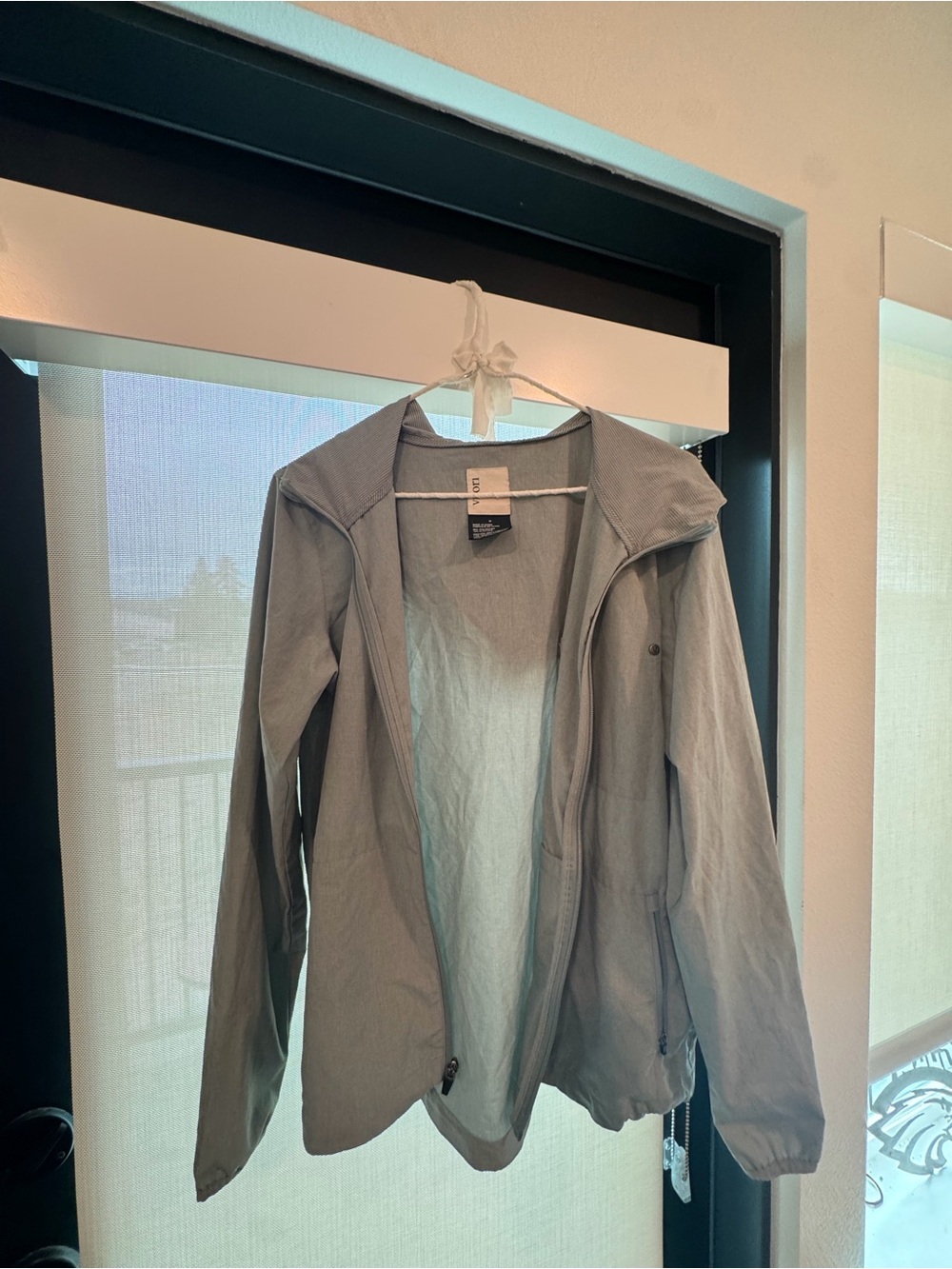 Vuori zip up rain jacket